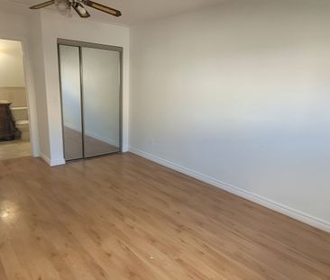 For Lease - 28 Greenleaf Terrace Unit# Ground Floor, Toronto, Ontario - Photo 6