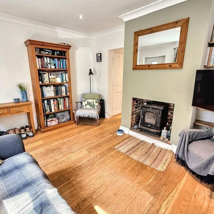 2 bedroom terraced house to rent - Photo 1