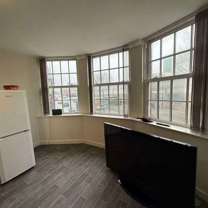 Elder Road, Stoke-on-trent, ST6 - Photo 1