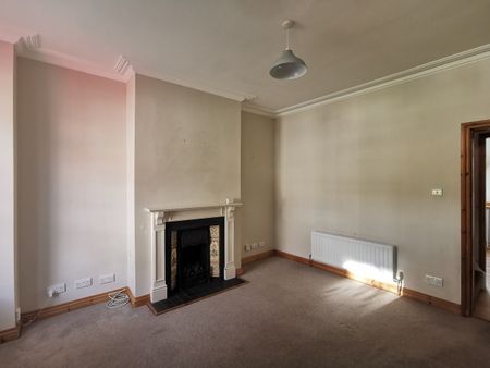 3 Bed Terraced House, Crookes, S10 - Photo 2