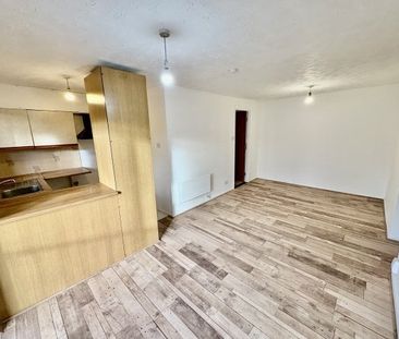 Castle Gardens, NG7, Property for rent - Photo 5