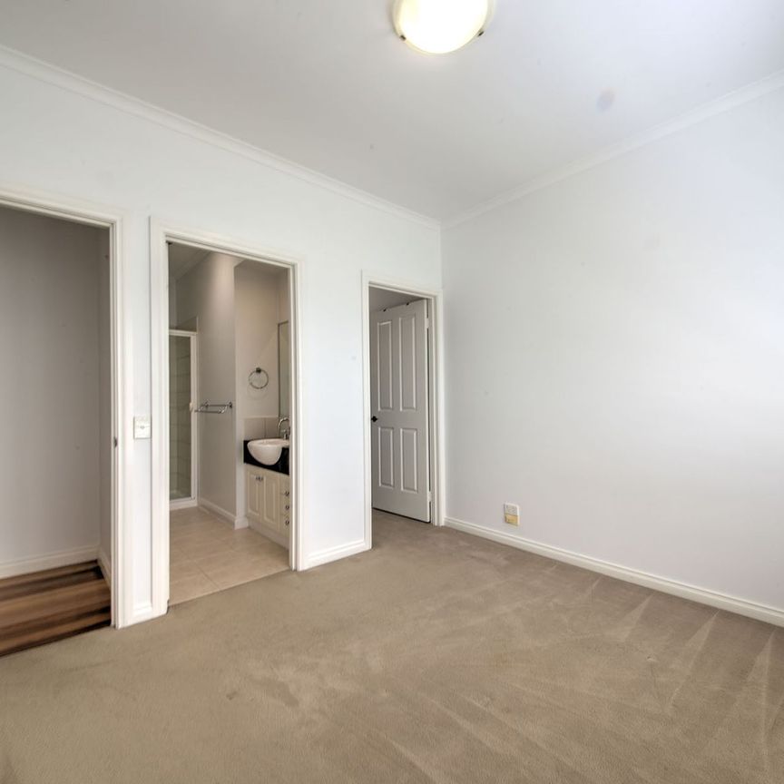 2/50 Peel Street, 3806, Berwick Vic - Photo 1