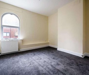 Goldsworth Road, Woking, Gu, Woking, GU21 - Photo 3