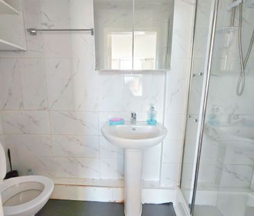 Gorton Road, Stockport, Cheshire, SK5 - Photo 6