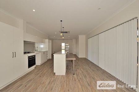 Prepare to be Impressed, with this gorgeous 3 x 2 in Waikiki - Photo 5