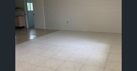 Unit in Woree - Photo 5