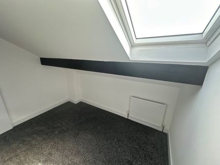 3 Bed Terraced House, Thornton Grove, LS12 - Photo 5