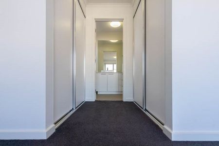 Shines Like New! - Photo 3