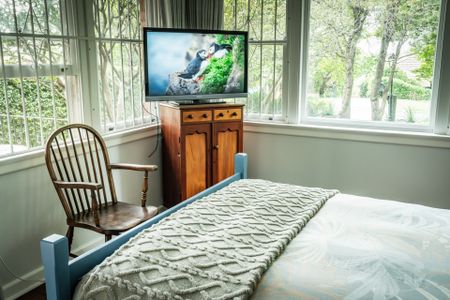 10 Heights Crescent, Middle Cove, NSW 2068 - Photo 2