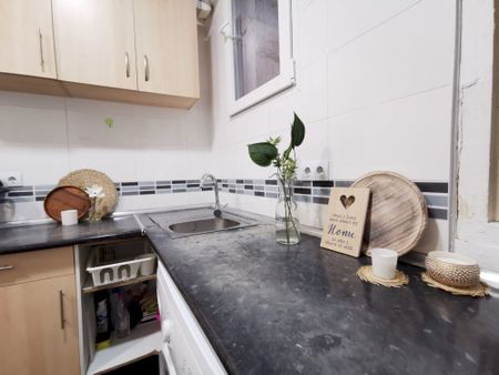 Room in the heart of Madrid, Preciados Street - Photo 3