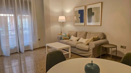 Piso de alquiler en Calle Palma del Río, Centro ciudad - Photo 4