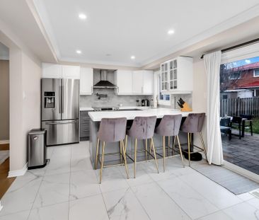 For Lease - 119 Mccabe Crescent Unit# Main & 2nd, Vaughan, Ontario - Photo 1