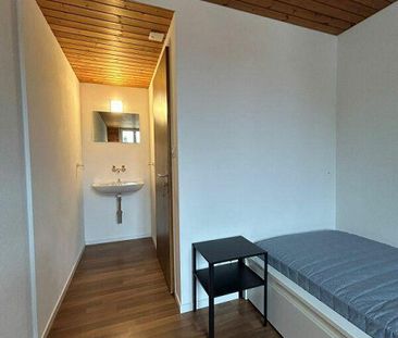 Möbliertes Zimmer mit Etagenbad - Photo 2