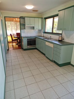 Wavell Heights - Photo 1