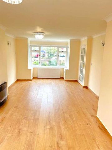 Leander Drive, Gravesend, DA12 - Photo 2