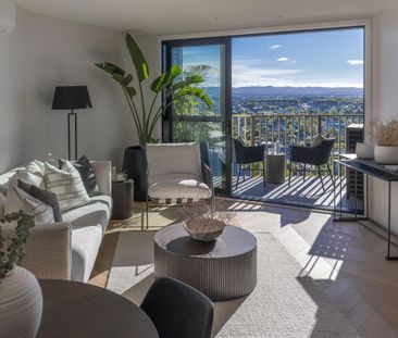 Luxury West Facing Level One Studio Apartment - Photo 2