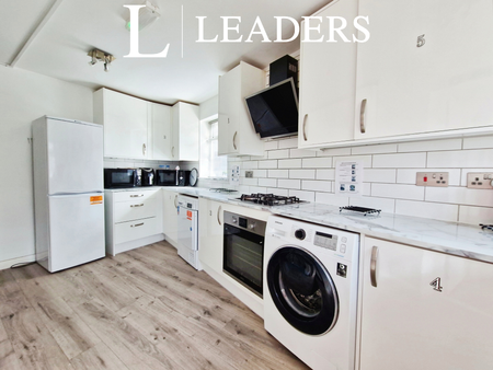 1 bedroom property to rent Pugh Place, Stanford-le-Hope, Essex, SS17 - Photo 4