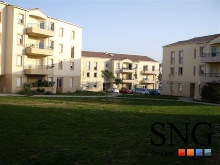 T3 AVEC TERRASSE et PARKING - Photo 4