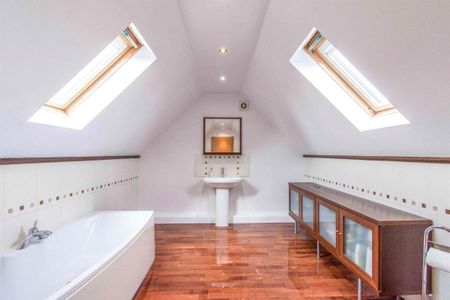 Princess Road - Photo 3