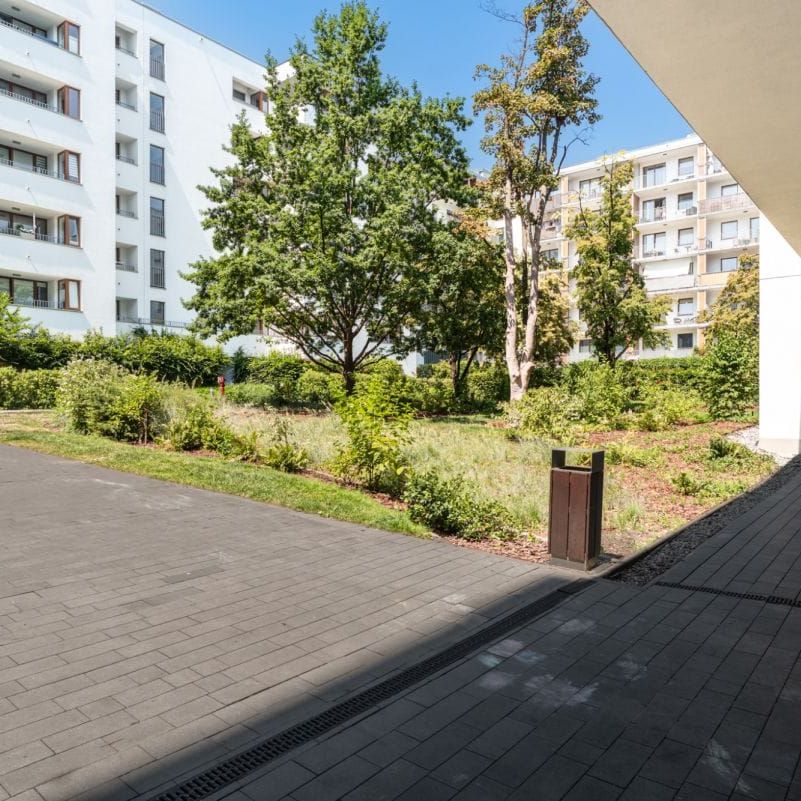 Piękne mieszkanie z widokiem na zieleń-Stara Ochot 35 m² - Photo 1