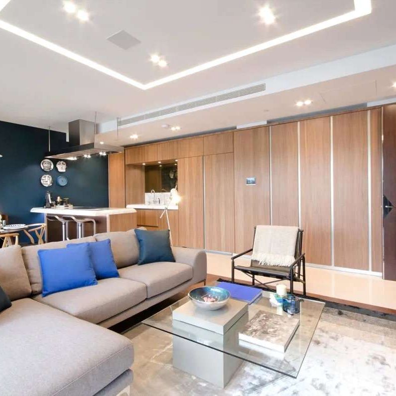 Blenheim House has views from each apartment overlooking Potters Fields park, the river and City of London skyline. - Photo 1