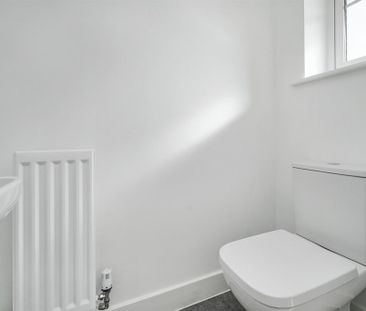 3 bedroom semi-detached house to rent - Photo 1