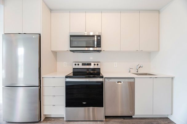 For Lease - 1440 Clarriage Court Unit# 216, Milton, Ontario - Photo 1