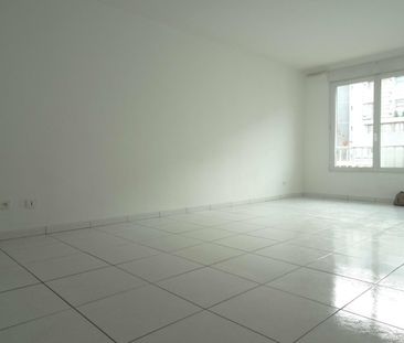 Location Appartement 2 pièces 37m² PERPIGNAN 66000 - Photo 2