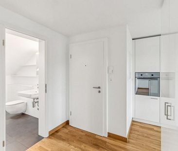 frisch sanierte Dachwohnung in ruhiger Liegenschaft - Photo 5
