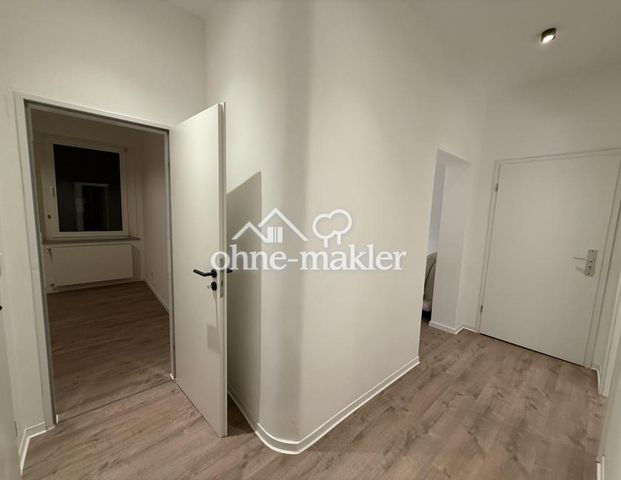 Erstbezug: Moderne 3-Zimmer-Wohnung mit Balkon, voll möbliert - Foto 1
