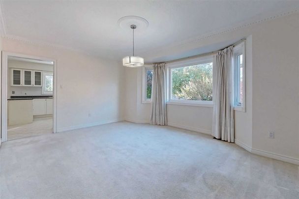 For Lease - 24 Green Ash Crescent, Richmond Hill, Ontario - Photo 1