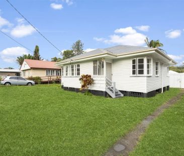 91 Roscoe Street, Holland Park West QLD 4121 - Photo 5