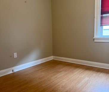 For Lease - 3 Moote Street, St. Catharines, Ontario - Photo 3