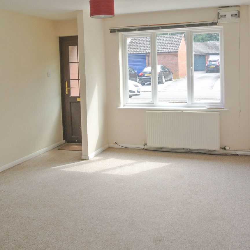 2 bedroom Terraced for rent - Photo 1