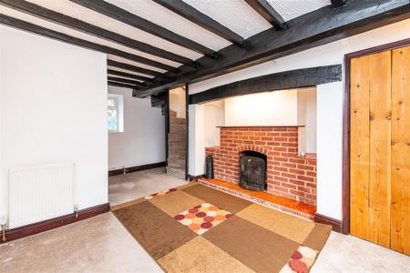 2 bed House - Mid Terrace To Let - Photo 2