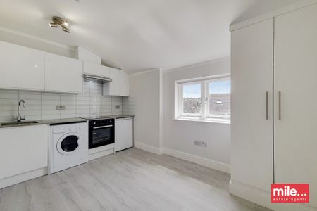 North End Road, London, NW11 - Photo 3