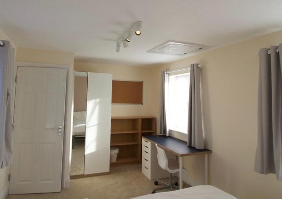 4 bedroom townhouse to rent - Photo 1