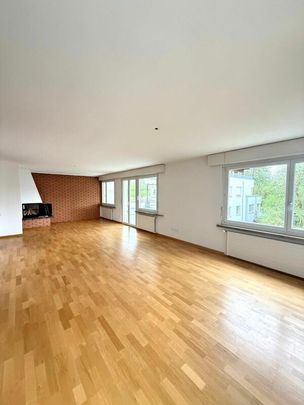 Schöne 4.5-Zimmer-Attika-Wohnung - Photo 1
