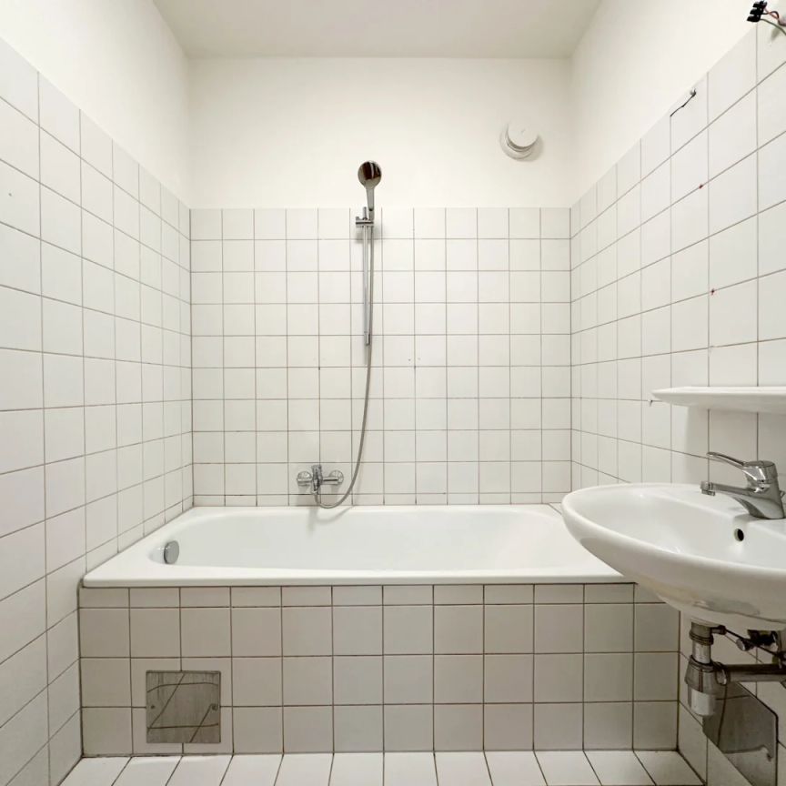 +++ TOP LAGE +++ Helle 2,5-Zimmer-Wohnung mit hervorragender Infrastruktur nahe Jakominiplatz - Photo 1