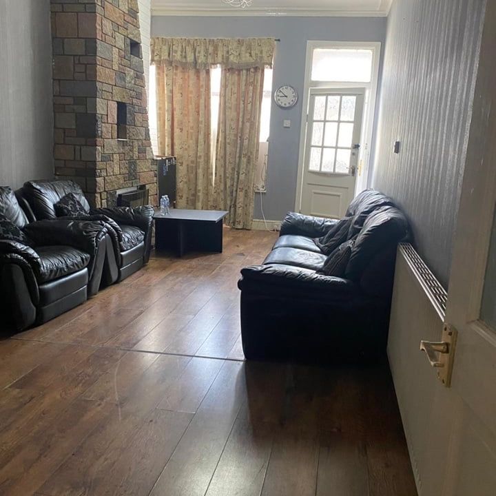 3 Bed Semi-Detached House, Farnham Road, B21 - Photo 1