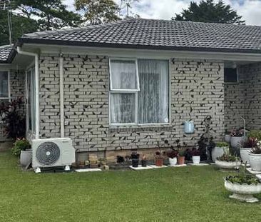 Large family home in Otara - Photo 4