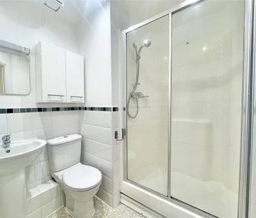 2 bedroom apartment to rent - Photo 6