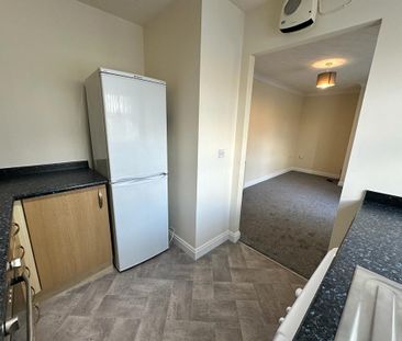 2 bedroom flat to rent - Photo 6