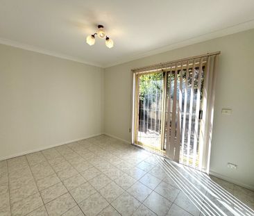 Freshly Updated Townhouse - Photo 3