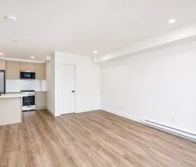 1 room apartment of 47m² in Montreal - Photo 2