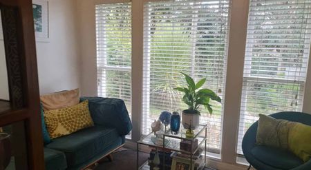 Charming 3-Bedroom Family Home for Rent in Waihi - Photo 4