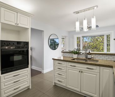 For Lease - 23 Cherry Blossom Crescent Unit# Upper, Clarington, Ont... - Photo 3