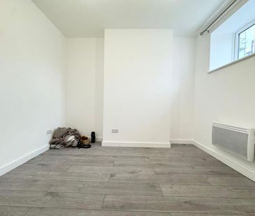 3 bedroom apartment to rent - Photo 1