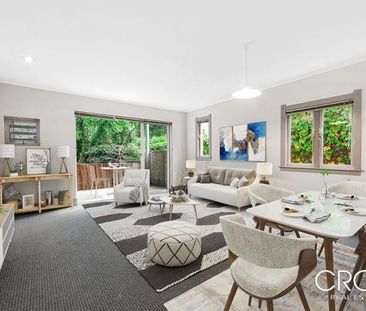 Spacious Two Bed Plus Sunroom Apartment - Photo 2