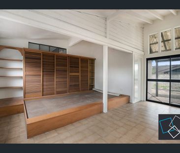 Spacious Family Home in the heart of Chapel Hill - Photo 3